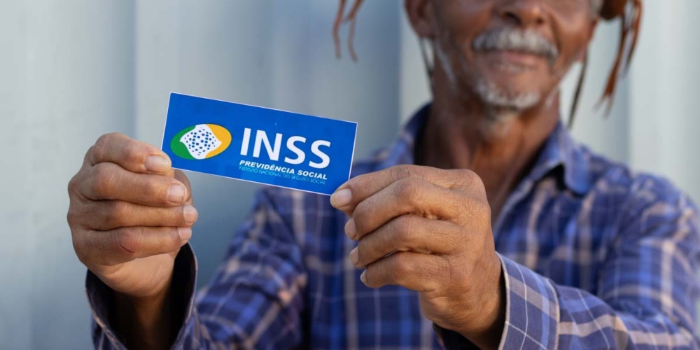 Qual é a regra atual para aposentadoria por idade